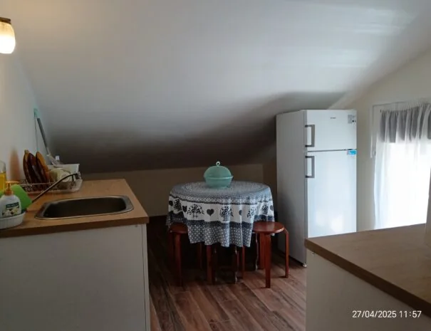 Interior do Aroma das Tílias — sala de estar espaçosa em Proença-a-Nova