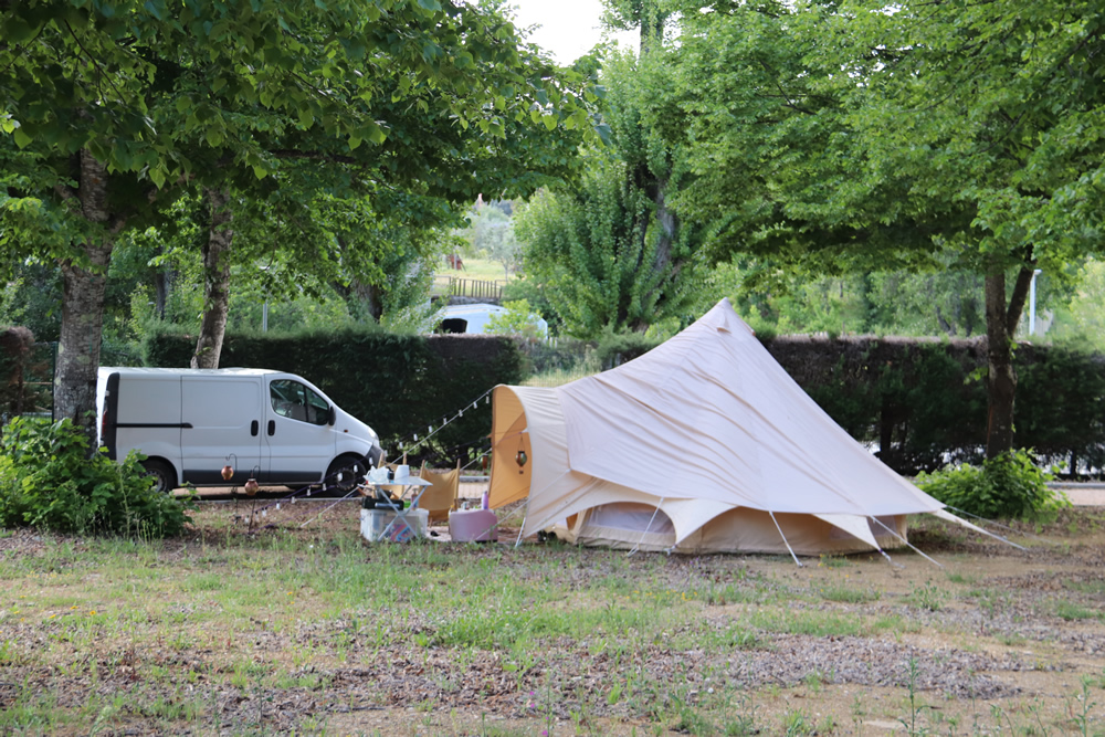 Parque de Campismo Praia Fluvial da Aldeia Ruiva Alojamento local em Proença-a-Nova