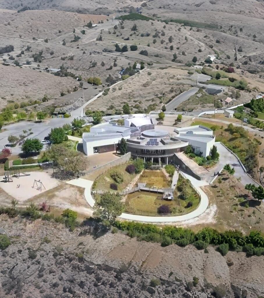 Vista superior Centro de Ciência Viva Da floresta Alojamento local em Proença-a-Nova